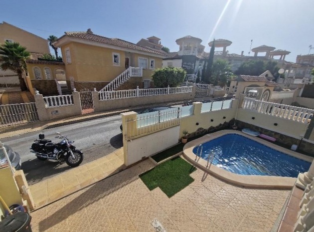 Resale - Villa - Villamartin - El Galan