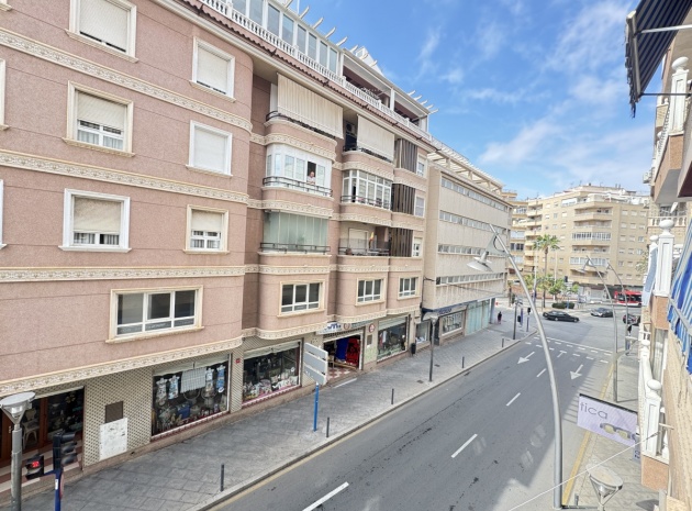 Wiederverkauf - Wohnung - Torrevieja - Beachside Torrevieja