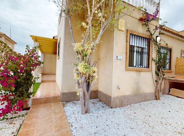 Resale - Villa - Villamartin - El Galan