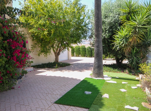 Resale - Villa - Villamartin - blue lagoon