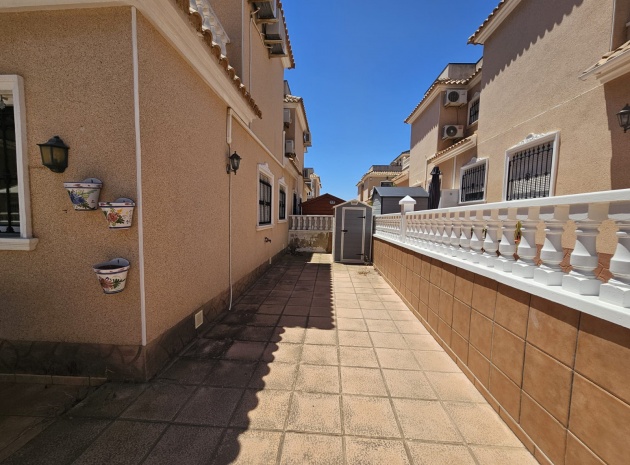 Resale - Villa - Cabo Roig - la regia