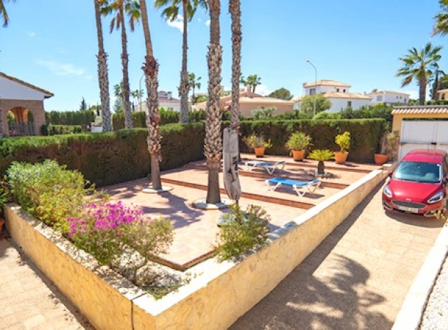 Resale - Villa - Villamartin