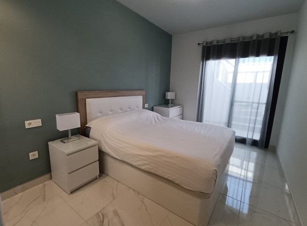 Resale - Apartment - Guardamar del Segura - El Raso