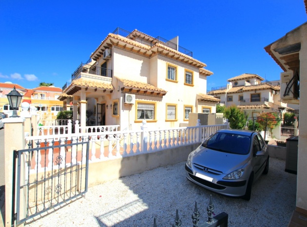 Resale - Villa - Cabo Roig - la regia