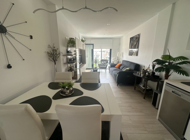 Resale - Apartment - Orihuela - Villamartin