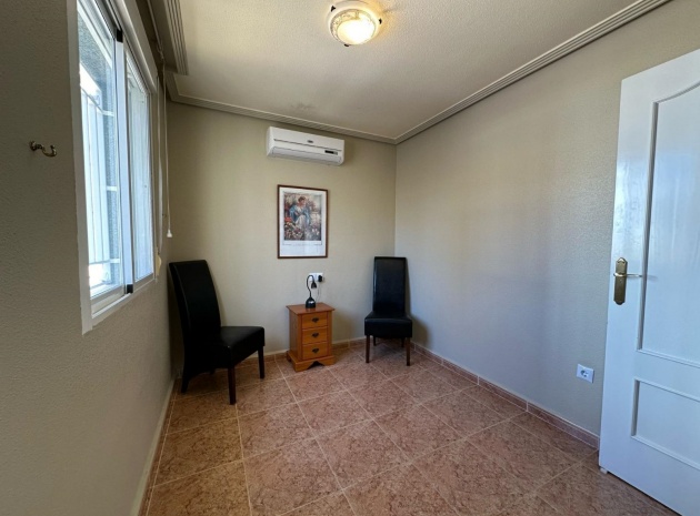 Resale - Villa - Villamartin - El Galan