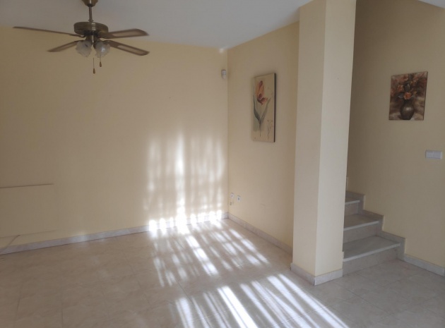 Resale - Townhouse - La Florida  - La Florida