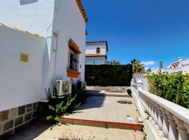 Resale - Villa - Villamartin - Los Dolses