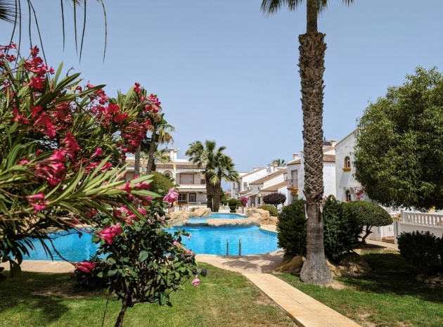 Resale - Villa - Villamartin - Los Dolses