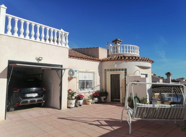 Återförsäljning - Villa - San Miguel de Salinas - Lake View Mansions