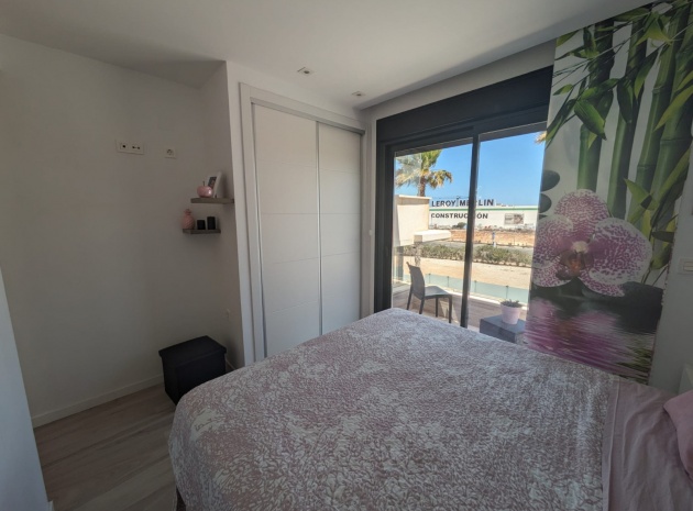 Återförsäljning - Villa - Cabo Roig - Lomas de Cabo Roig