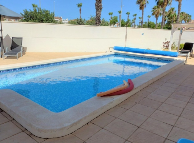 Resale - Villa - Guardamar del Segura - El Raso