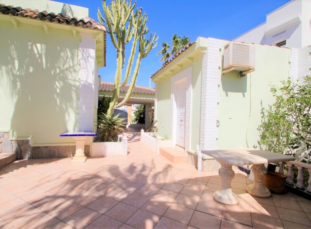 Resale - Villa - Villamartin - blue lagoon