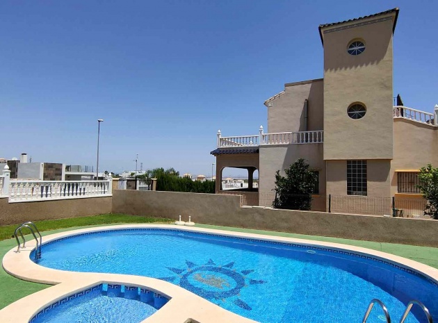 Resale - Villa - Villamartin - PAU 26