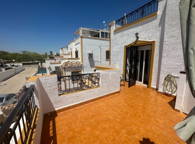 Resale - Villa - Los Montesinos - entre naranjos