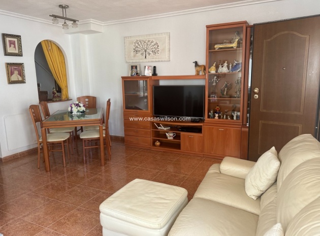 Resale - Villa - Los Montesinos - entre naranjos