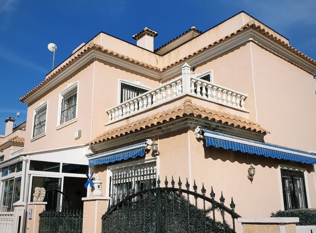 Återförsäljning - Villa - Cabo Roig - la regia