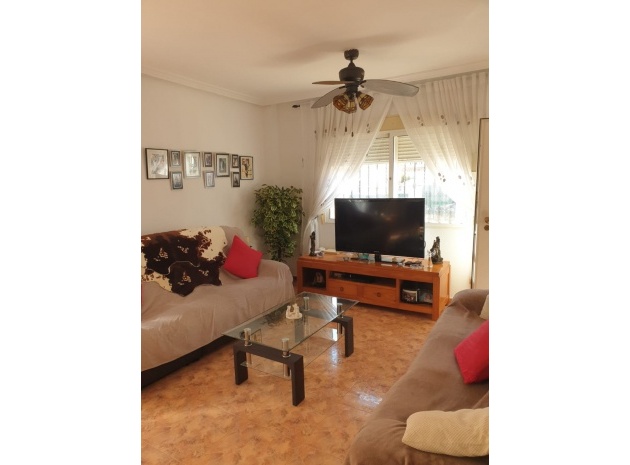 Resale - Villa - Cabo Roig - la regia