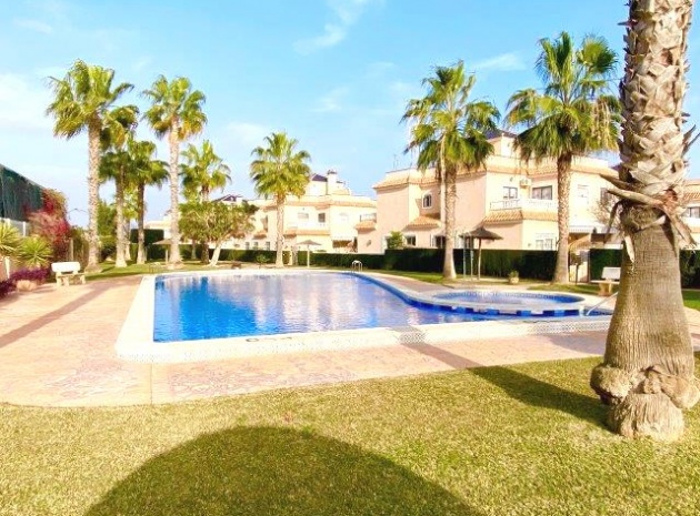 Resale - Villa - Cabo Roig - la regia