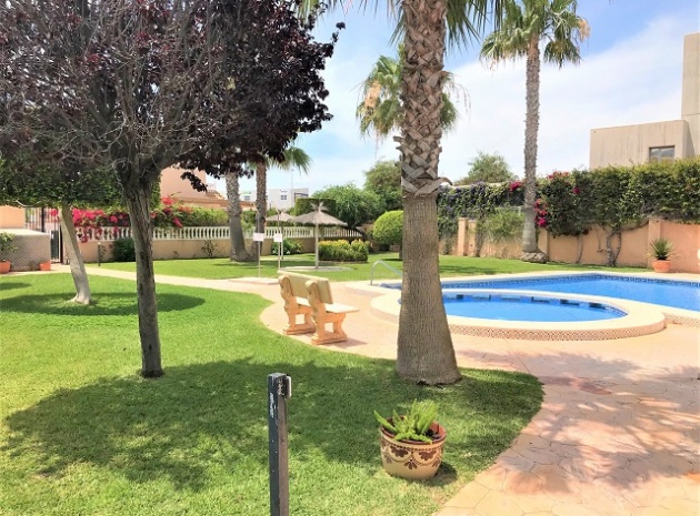 Resale - Villa - Cabo Roig - la regia