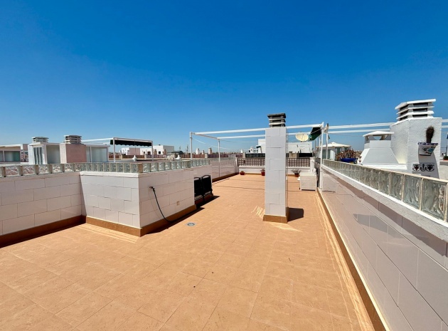 Resale - Apartment - Playa Flamenca - la mirada