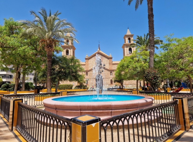 Nybyggnad - Lägenhet - Torrevieja - Playa De Los Locos