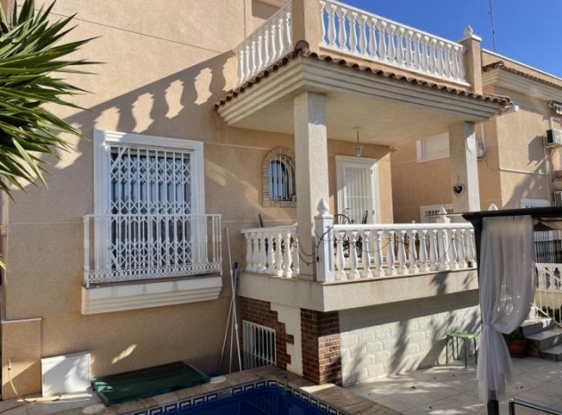 Resale - Villa - Los Altos - royal park