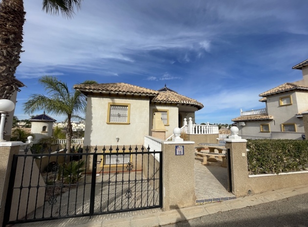 Resale - Villa - Villamartin - pinada golf