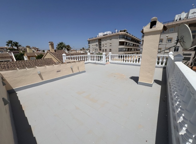 Resale - Villa - Playa Flamenca - Urb Horizonte