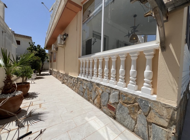 Resale - Villa - Playa Flamenca - Urb Horizonte