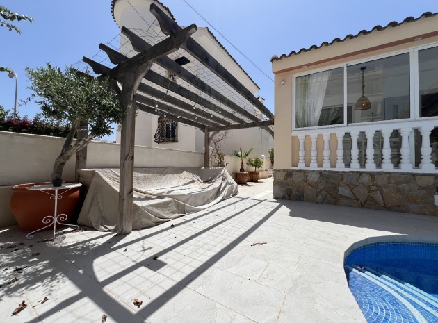 Wederverkoop - Villa - Playa Flamenca - Urb Horizonte