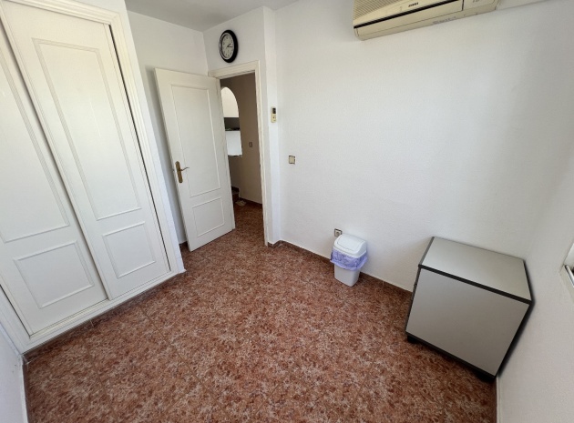 Resale - Villa - Torrevieja - jardin del mar