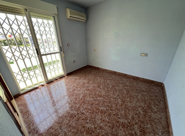 Resale - Villa - Torrevieja - jardin del mar