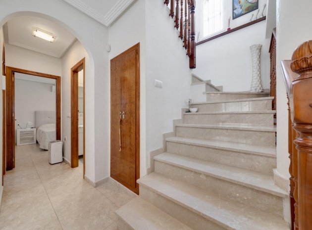 Resale - Villa - Guardamar del Segura - El Raso