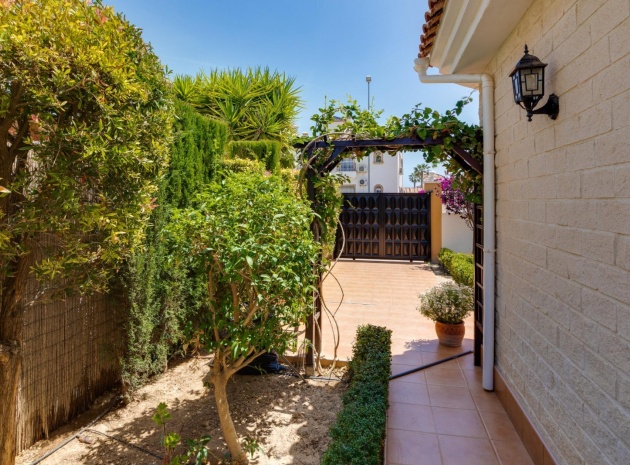 Resale - Villa - Guardamar del Segura - El Raso