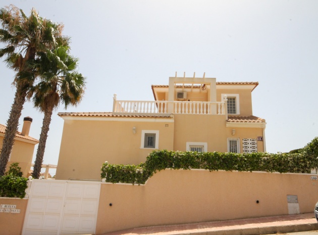 Resale - Villa - San Miguel de Salinas - San Miguel De Salinas