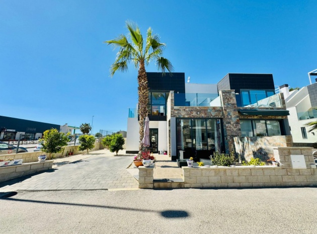 Återförsäljning - Villa - Cabo Roig - Lomas de Cabo Roig