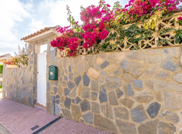 Resale - Villa - Villamartin - blue lagoon