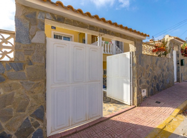 Resale - Villa - Villamartin - blue lagoon