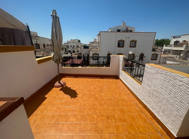 Resale - Townhouse - Los Montesinos - Entre Naranjos