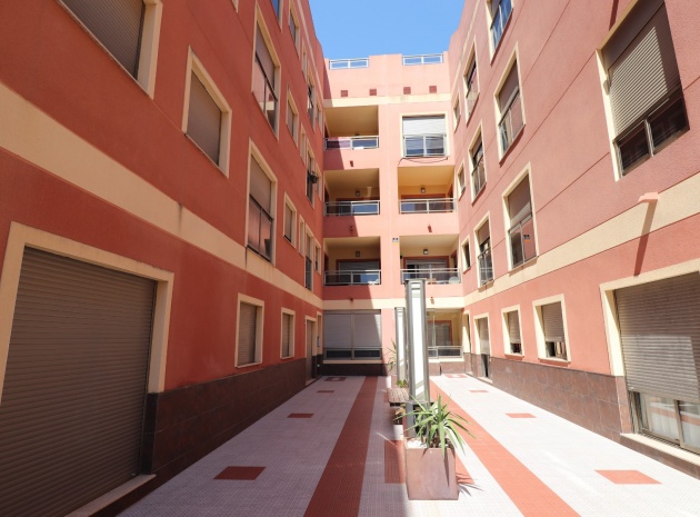 Resale - Apartment - Formentera del Segura - Formentera - Village