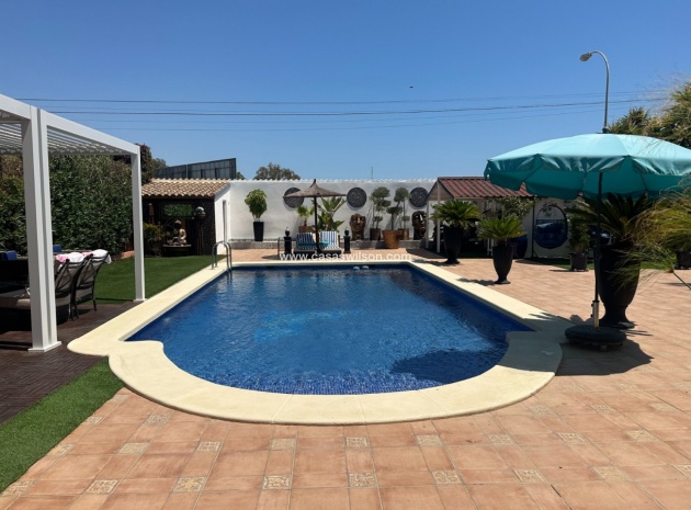 Resale - Villa - Torrevieja - san luis