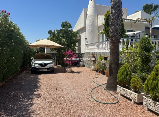 Återförsäljning - Villa - Torrevieja - san luis