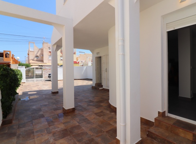 Wiederverkauf - Villa - Torrevieja - El Salado