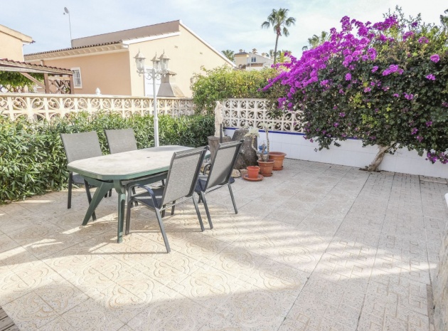 Wederverkoop - Villa - Playa Flamenca - Urb Horizonte