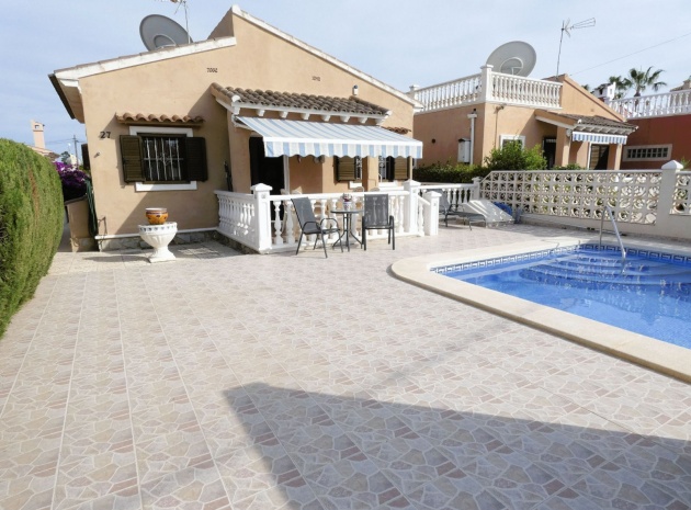 Wederverkoop - Villa - Playa Flamenca - Urb Horizonte