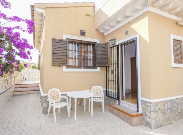 Wederverkoop - Villa - Playa Flamenca - Urb Horizonte