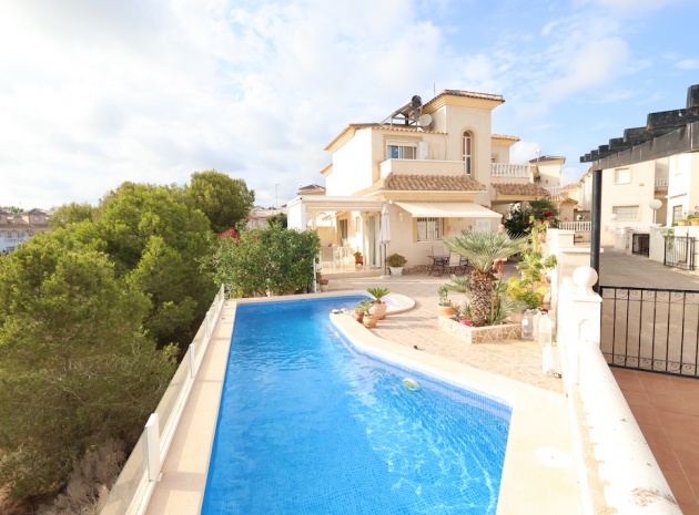 Resale - Villa - Playa Flamenca