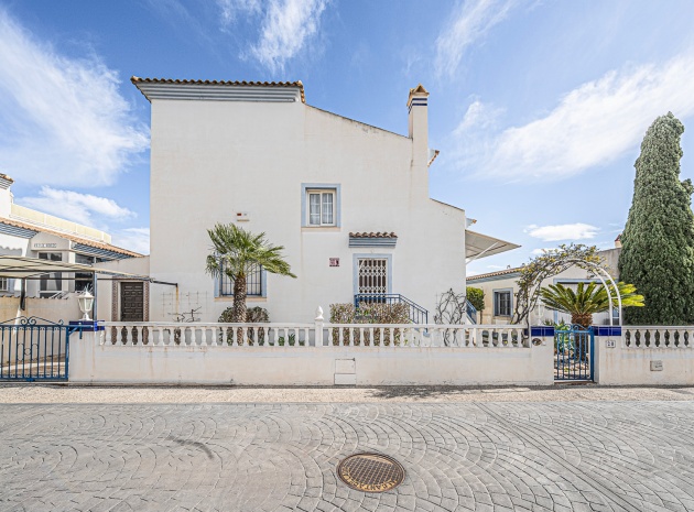 Återförsäljning - Villa - Playa Flamenca - Res. Rueda