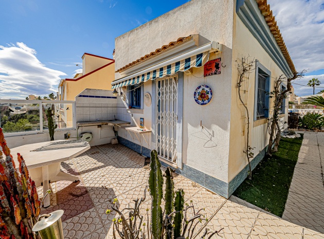 Återförsäljning - Villa - Playa Flamenca - Res. Rueda